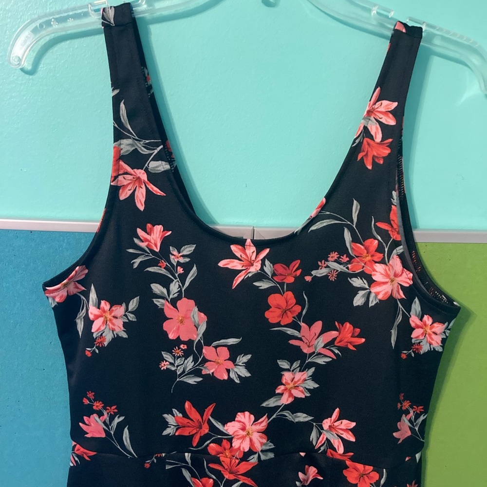 Divided sundress - Picture 3 of 4